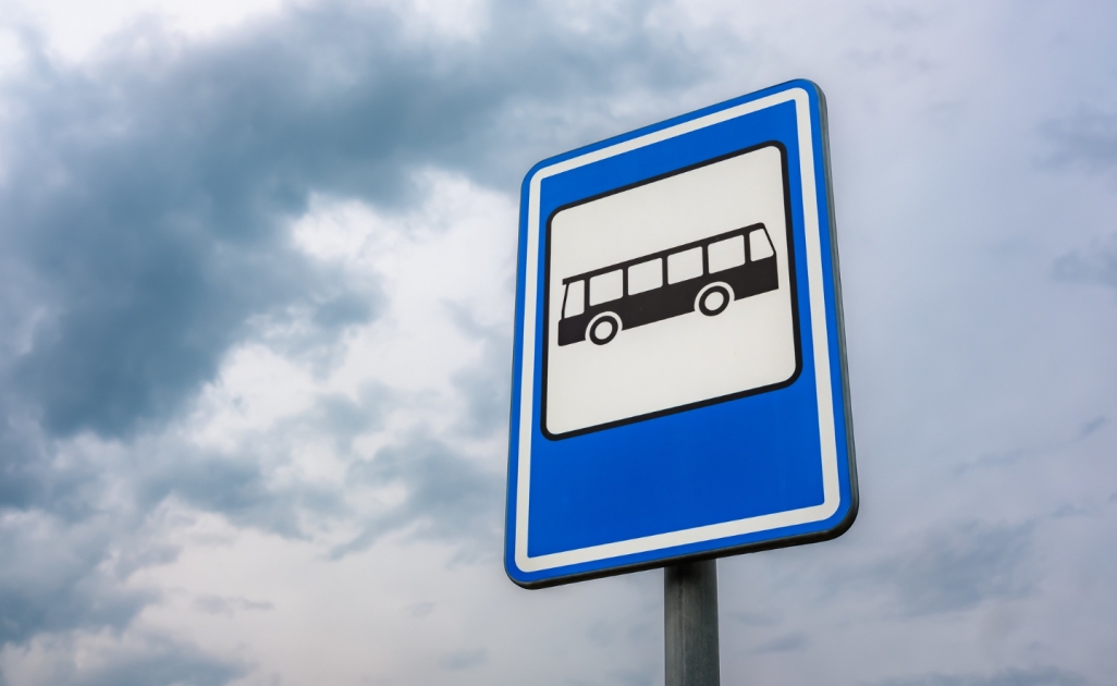 Pierwotne plany dotyczące uruchomienia linii autobusowej Kraków-Bielsko-Biała muszą ulec przesunięciu