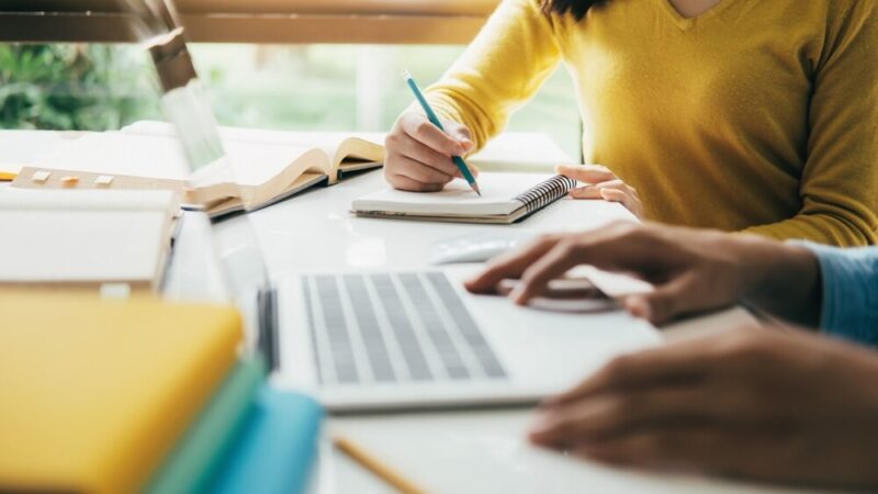 Edukacja młodzieży o bezpieczeństwie w sieci: podziękowania dla profilaktyków