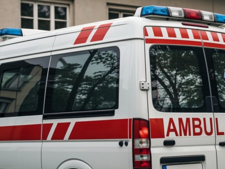 Zimowe patrole policji w Wadowicach – ochrona ludzi i zwierząt w trudnych warunkach