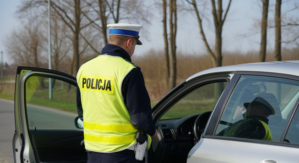 Młody kierowca bez uprawnień zatrzymany przez policję w Wadowicach