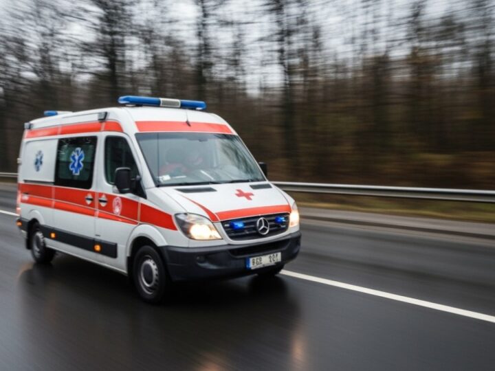 Policjanci uratowali 18-latka wyciągniętego z rzeki w Andrychowie