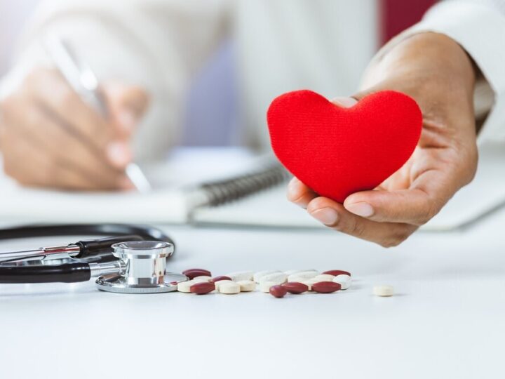 Dzielnicowy w przedszkolu: Lekcja bezpieczeństwa dla najmłodszych w Wysokiej