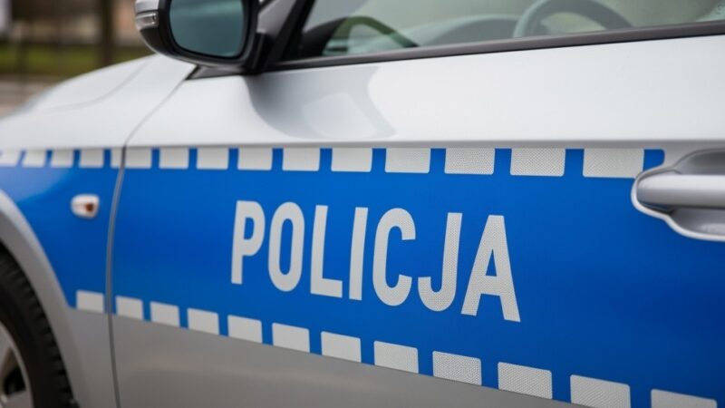 Bezpiecznie na co dzień i w internecie: kluczowe zasady ochrony