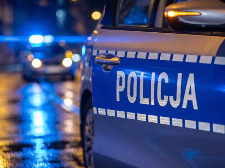 Andrychowska policja zatrzymała dwóch mężczyzn za uszkodzenie mienia